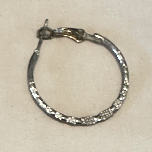 2/$15 Silver tone hoop earrings Lever back Round flat hoops w/texture design. - Picture 7 of 8